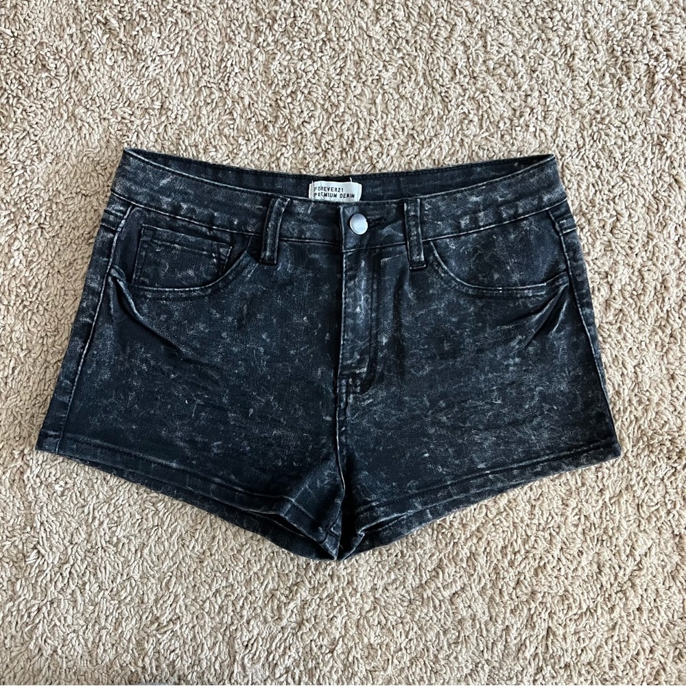 EUC Forever 21 Black Acid Wash Jean Shorts Size 27